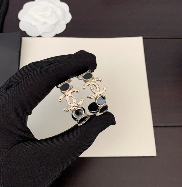 送料込 シャネル ピアス スーパーコピー