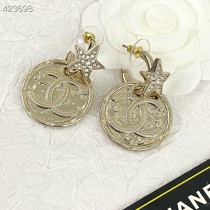 肌触り最高な シャネル ピアス スーパーコピー