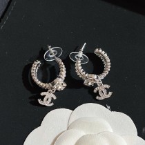 新色登場☆ シャネル ピアス スーパーコピー