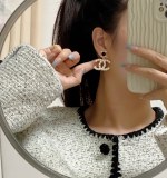 世界中で大人気♪ シャネル ピアス 偽物