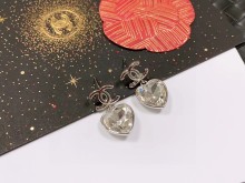 完売必至 シャネル ピアス 偽物
