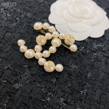 入手困難品！シャネル ブローチ 偽物