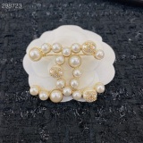 入手困難品！シャネル ブローチ 偽物