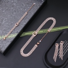 使い勝手良 グッチ ネックレス 偽物