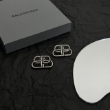 絶対欲しい！バレンシアガ ピアス 偽物