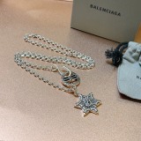 日本未入荷 バレンシアガ ネックレス コピー