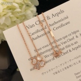 人気急上昇 ヴァンクリーフ ピアス スーパーコピー