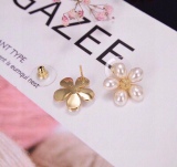 定番人気！セリーヌ ピアス スーパーコピー
