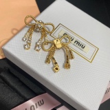 ★日本!!人気！ミュウミュウ ピアス 偽物