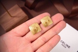 【大特価】セリーヌ ピアス 偽物
