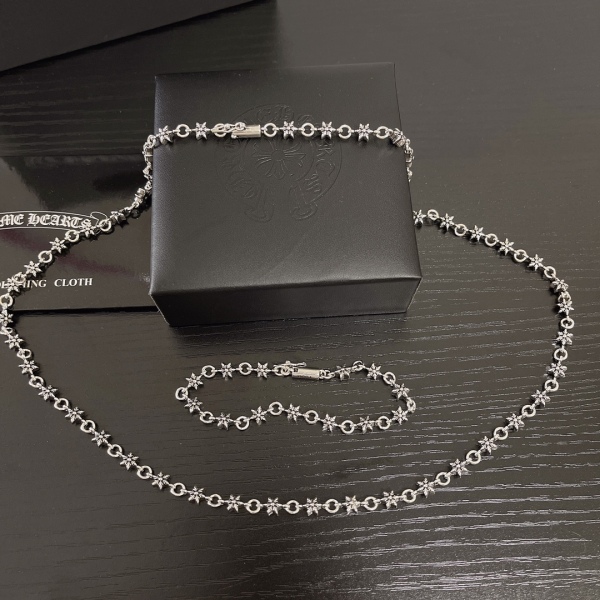 日本未入荷 クロムハーツ ネックレス 偽物