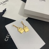 高品質♪♪♪ セリーヌ ピアス 偽物