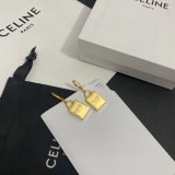 高品質♪♪♪ セリーヌ ピアス 偽物