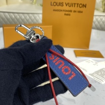 即発送！ルイヴィトン キーホルダー 偽物