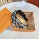 目を惹くカラー ルイヴィトン ヘアバンド スーパーコピー