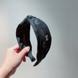 【大特価】ルイヴィトン ヘアバンド 偽物