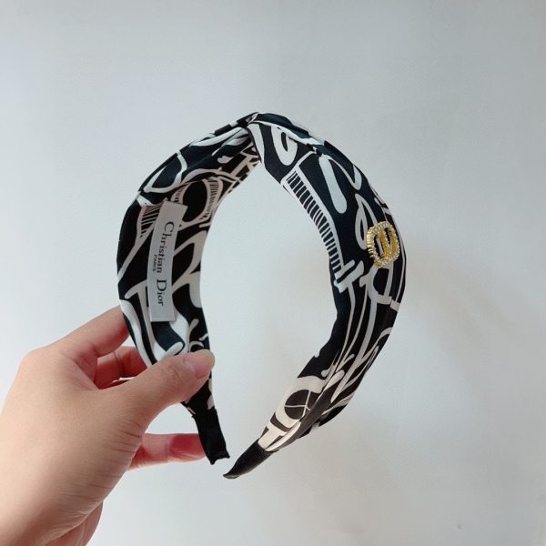 入手困難品！ディオール ヘアバンド コピー