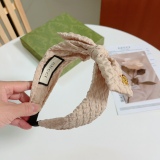 超希少！グッチ ヘアバンド 偽物