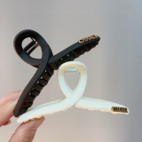 使い勝手良し シャネル バンスクリップ 偽物