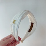 送料込 ルイヴィトン ヘアバンド スーパーコピー