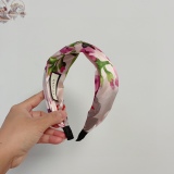 一目惚れ♪ グッチ ヘアバンド スーパーコピー