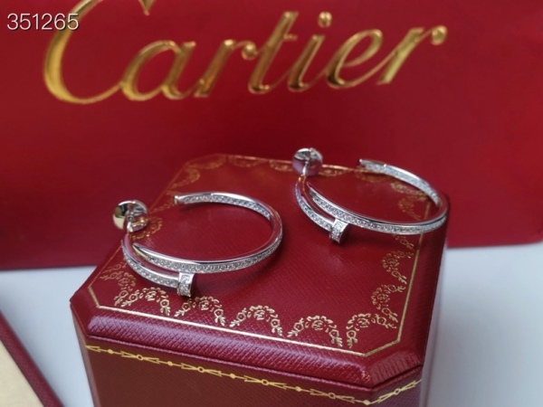 定番人気！カルティエ ピアス 18k コピー 2色