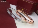 注目アイテム☆ カルティエ ブレスレット 18K コピー 2色