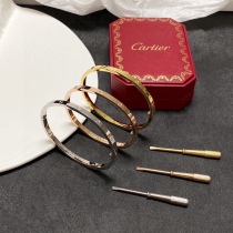 おすすめ カルティエ ブレスレット 18k コピー 3色