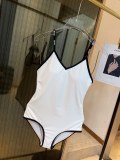 使い勝手良し 2024 ミュウミュウ 新作 レディース つなぎ水着 コピー