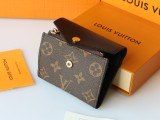 すぐ届く ルイヴィトン レディース 折り財布 偽物 M62933