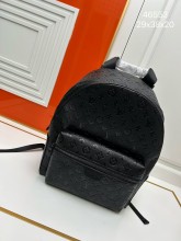 送料込 2024 ルイヴィトン 新作バックパック スーパーコピー