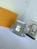 注目アイテム♡ ルイヴィトン レディース 携帯 電話 バッグ コピー M81522