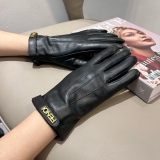 【大特価】2024 フェンディ 新作 手袋 偽物