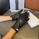 絶対欲しい！2024 ディオール 新作 手袋 スーパーコピー
