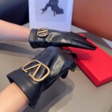 高品質 2024 ヴァレンティノ 新作 手袋 レディース 偽物