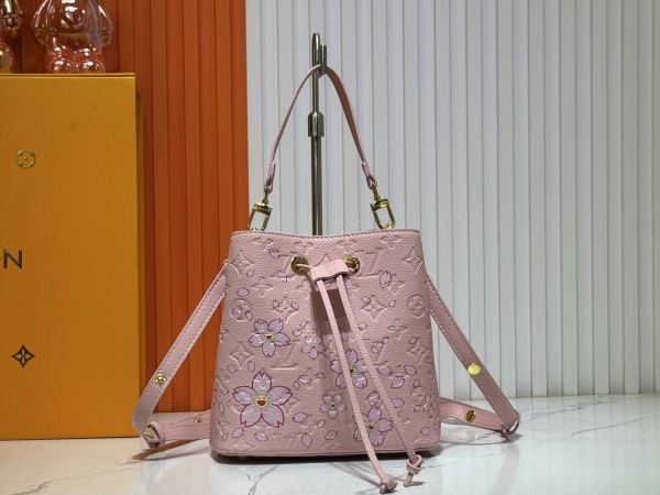 入手困難品！ルイヴィトン レディース バケツバッグ 偽物 M13676