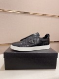 肌触り最高な 2026 プラダ 新作 スニーカー 偽物