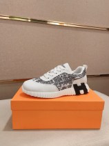 争奪戦 2026 エルメス 新作 スニーカー コピー