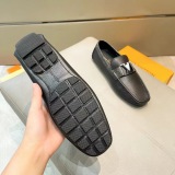 日本未入荷 2026 ルイヴィトン 新作 パンプス 偽物