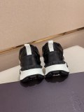 送料込 2026 ヴァレンティノ 新作 スニーカー スーパーコピー