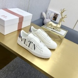 日本未入荷 2026 ヴァレンティノ 新作 男女兼用 スニーカー スーパーコピー