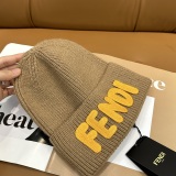 肌触り最高な 2026 フェンディ 新作 帽子 ニット帽 コピー
