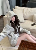 注目度抜群！ 2026 ルイヴィトン 新作 パーカー コピー