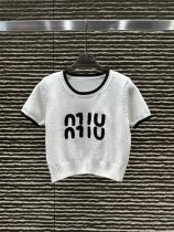人気急上昇新作 2026 ミュウミュウ 新作 半袖Tシャツ コピー 4色