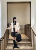 希少♪限定 2026 バーバリー 新作 ダウンジャケット 偽物