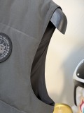 最安値挑戦 2026 カナダグース 新作 ダウンベスト 偽物