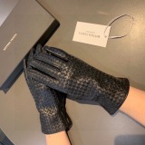 完売必至 ★ 2026 ボッテガヴェネタ 新作 手袋 レディース 偽物