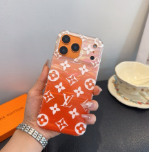 争奪戦 2026 ルイヴィトン 新作 iPhone ケース 全機種 販売 偽物