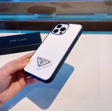 【使い勝手抜群】2026 プラダ 新作 iPhone ケース 全機種 販売 スーパーコピー