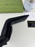 日本未入荷 グッチ メンズ 折り財布 偽物 768243